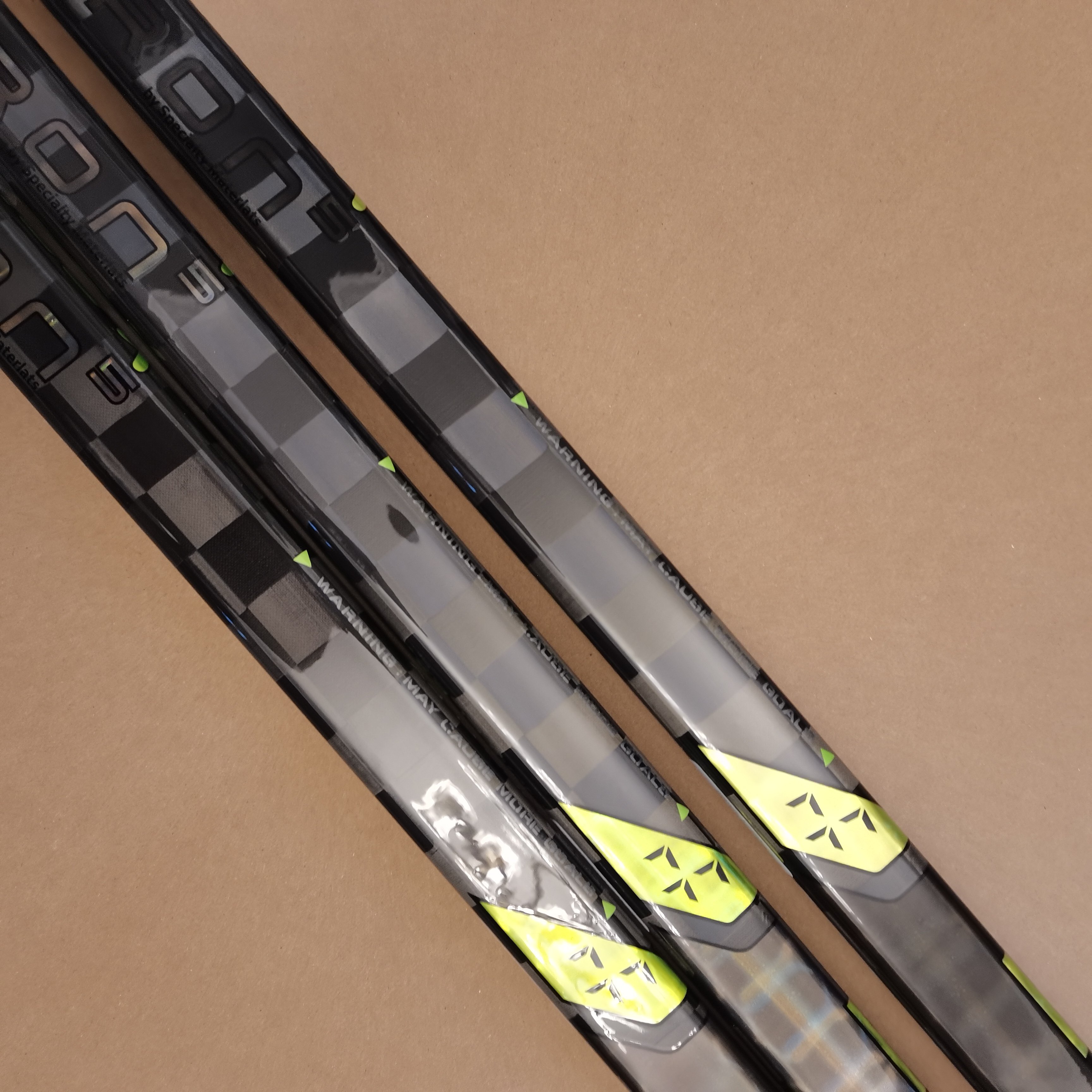 ICE HOCKEY STICK 350G AGENT GRAPHICS p92 P28 VAPOR HYPERLITE 2 SHAPE