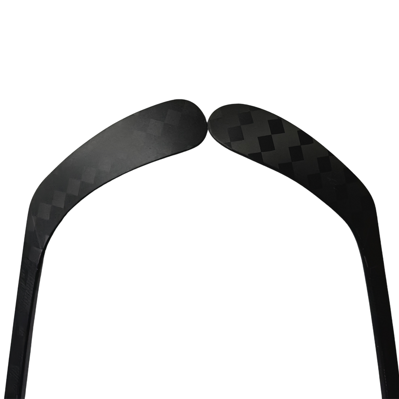 Factory direct sale ice hockey sticks for seniors 100% carbon fiber, weigh 390g and have custom graphics as inline hockey sticks