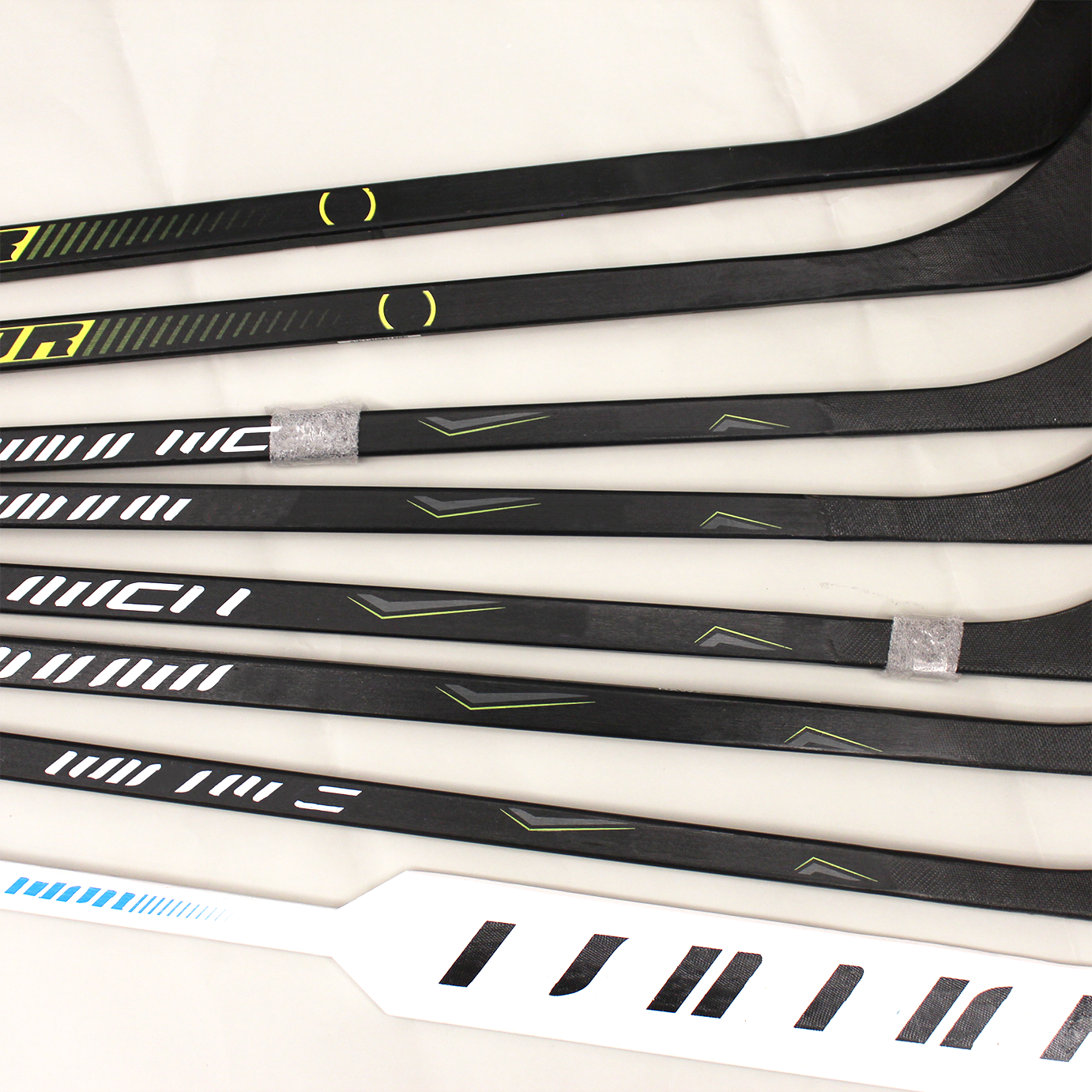 China Factory Super Light weight Carbon Fiber 350g 100% Carbon Ice Hockey Stick