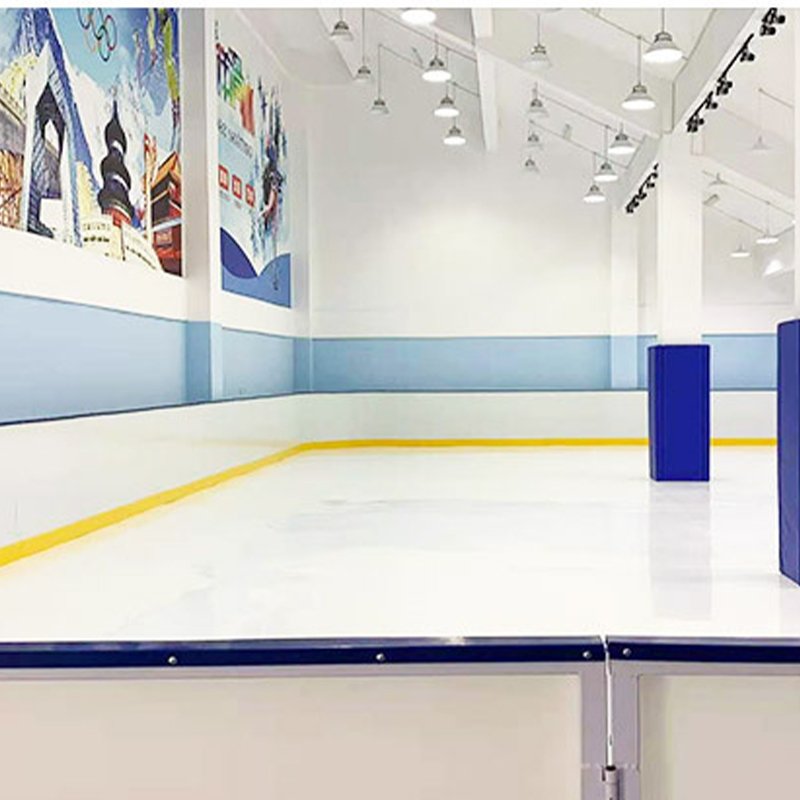Mobile UHMWPE Ice Skating Rink Fence HDPE Synthetic Ice Hockey Rink