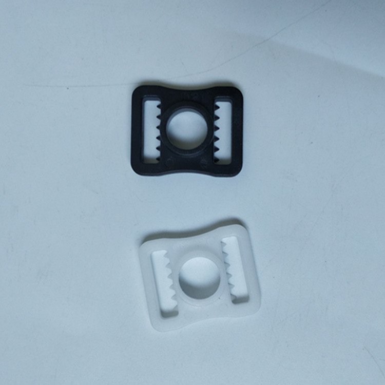Wholesale Ice Hockey Helmet Accessories Plastic button Helmet Replacement Circle Buckle Parts