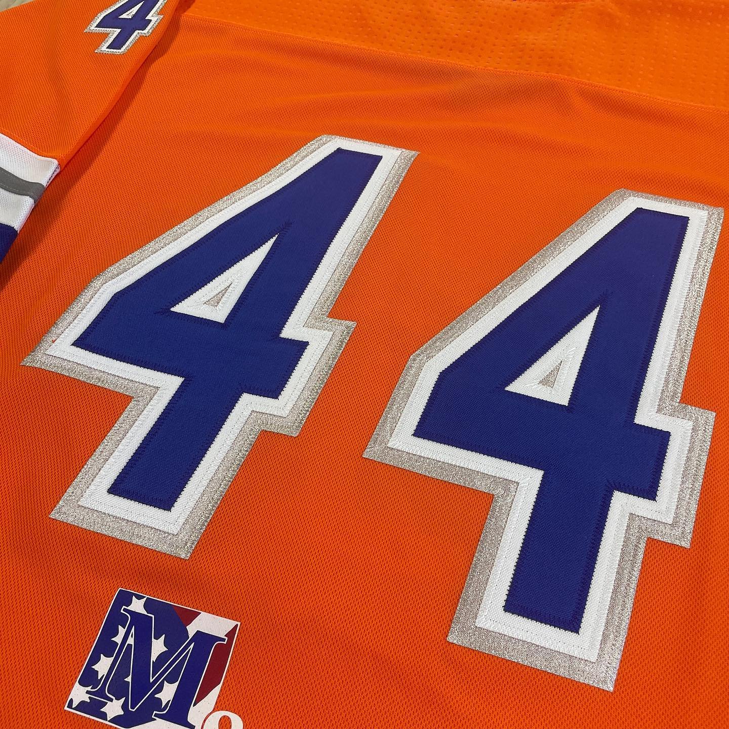 Customized Embroidered Tackle Twill Hockey Jersey Polyester Team Uniform with Custom Design and Print for Ice Hockey Wear