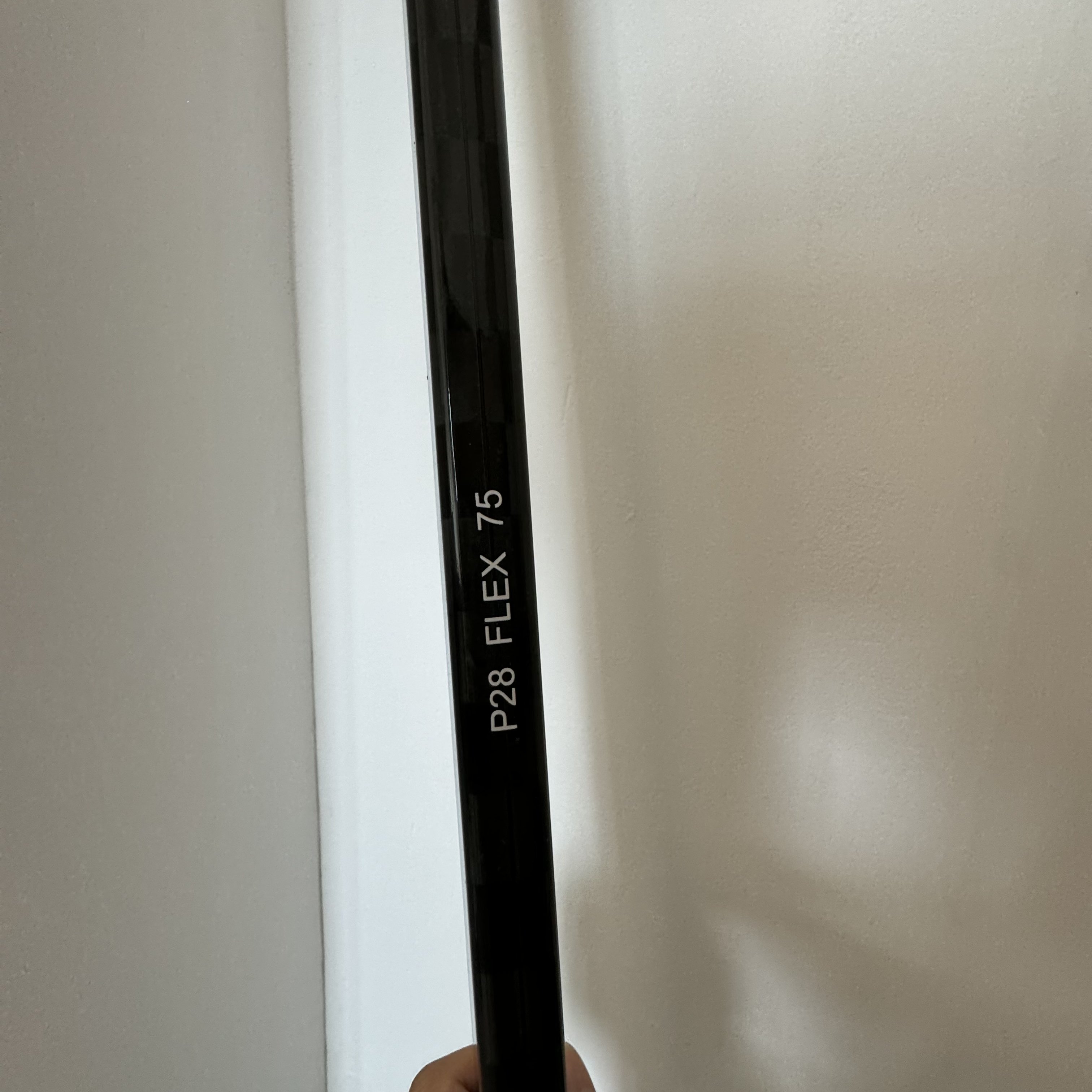 The new carbon stick is 375g/400g with big brand quality and custom logo.