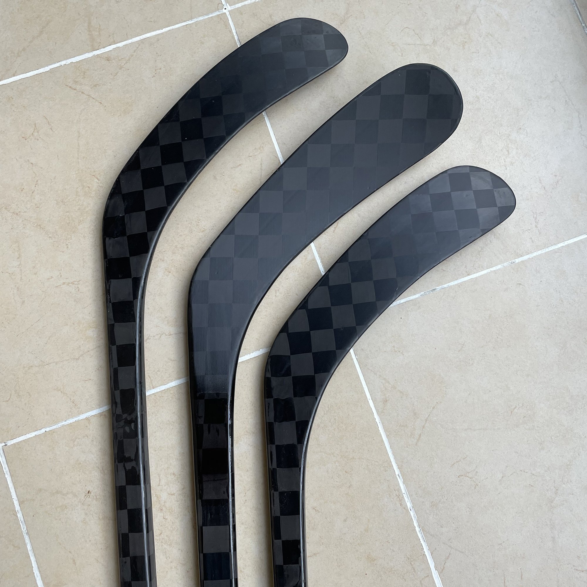 5000 pcs in stock sales inventory list sell fast shipping composites ice hockey sticks made in china