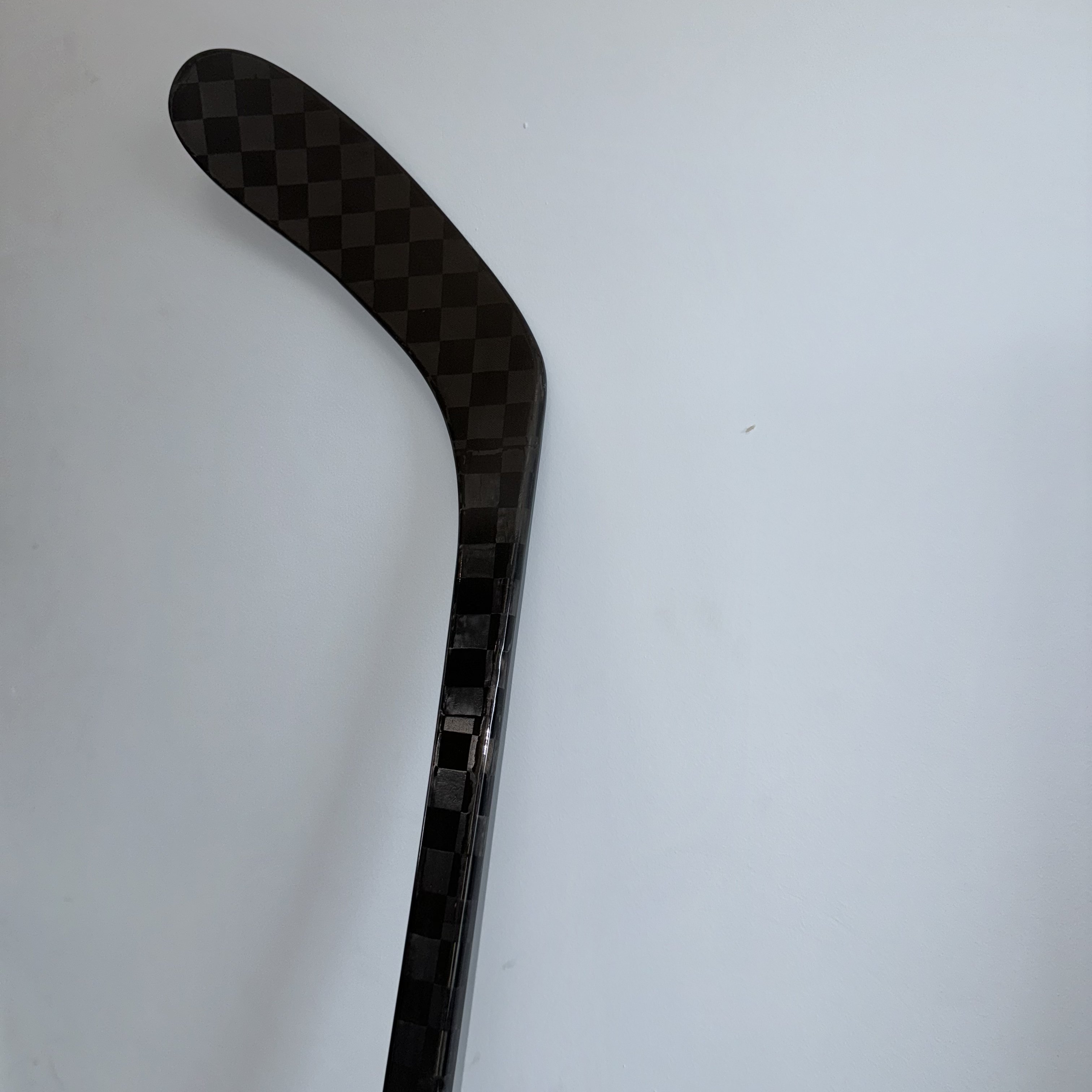 Custom Carbon Fiber Pro Custom Ice Hockey Sticks are super lightweight