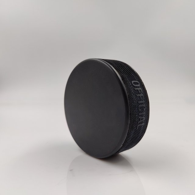 Wholesale Price Factory Direct Sale High Quality Ice Hockey Puck Customized Printing Logo Rubber Solid Official Ice Hockey Pucks