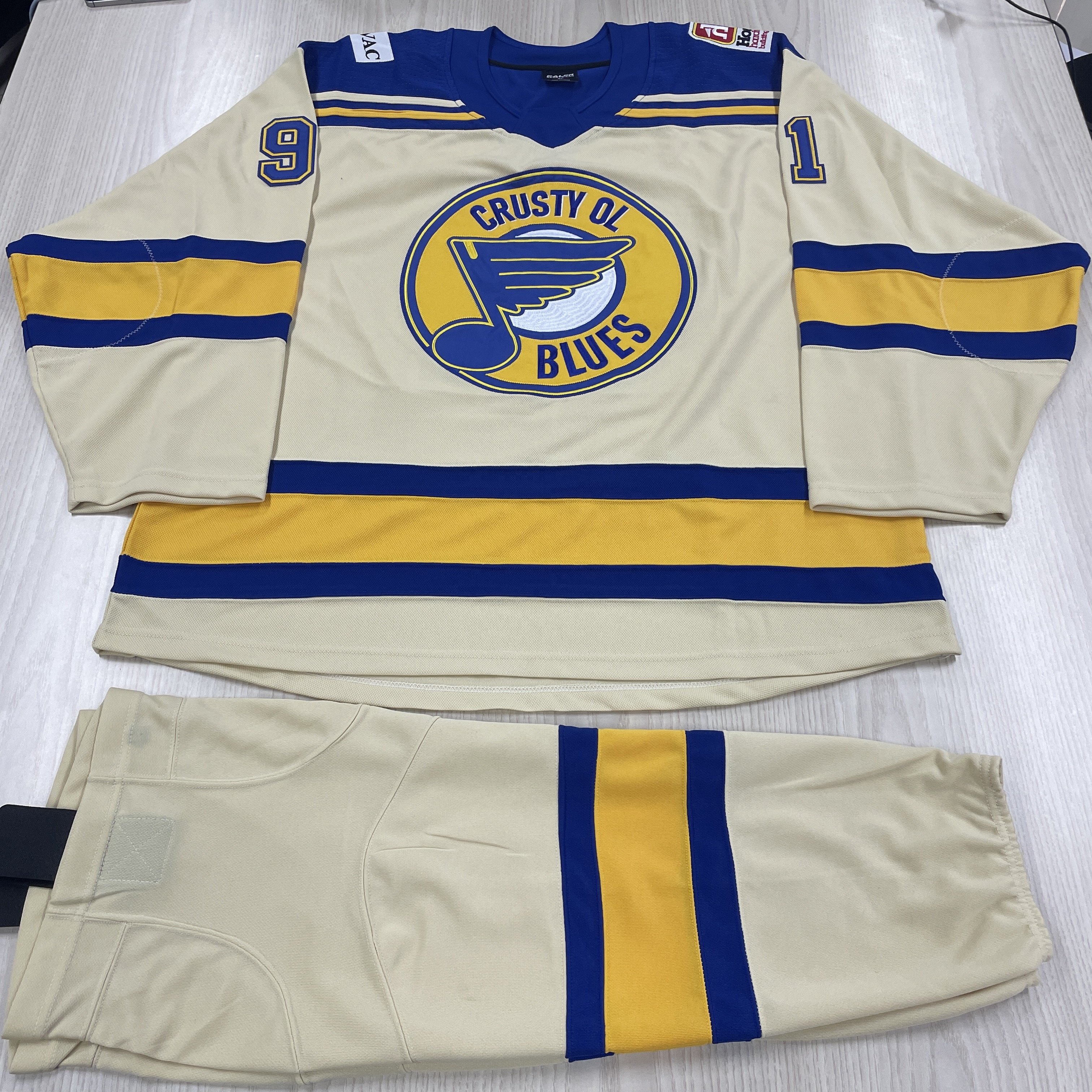 2024 New OEM customized tackle twill embroidered hockey jerseys team sublimation hockey uniform fast turnaround jersey hockey