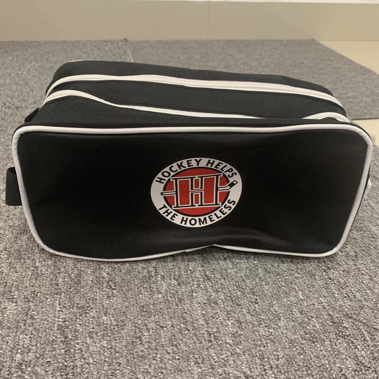 manufacturer made custom logo hockey toiletry bag shower bag ice hockey equipment hockey bag