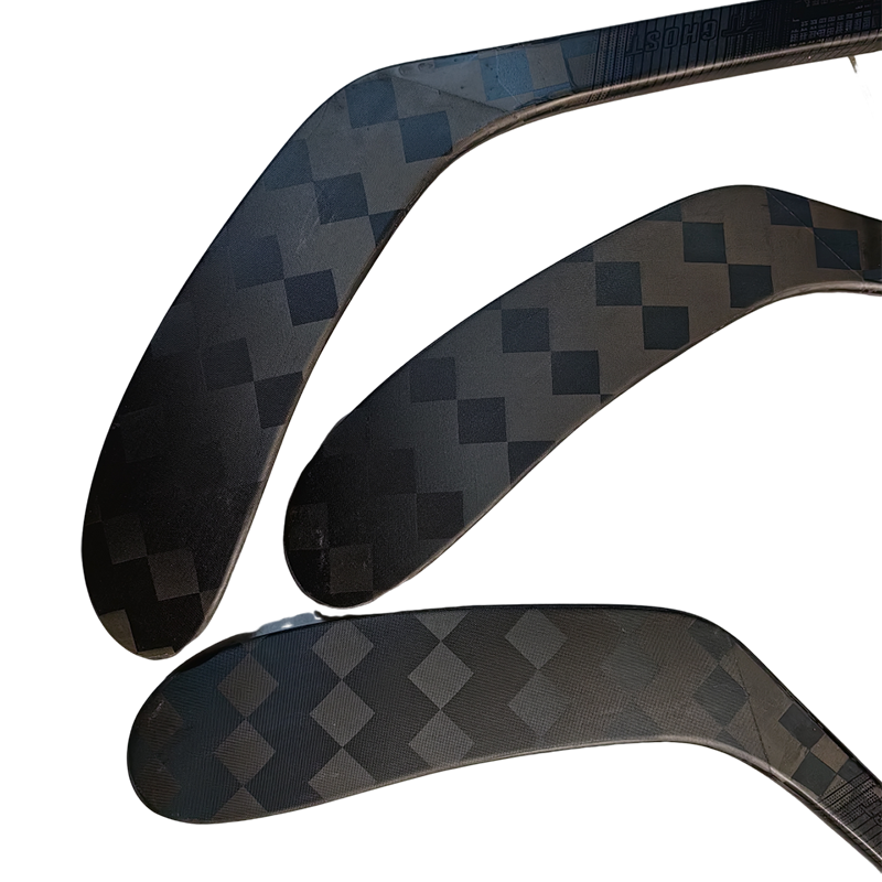 2024 New China Factory Custom One-Piece Ice Hockey Stick Professional Carbon Fiber Ice Hockey Stick Curve P92/P28