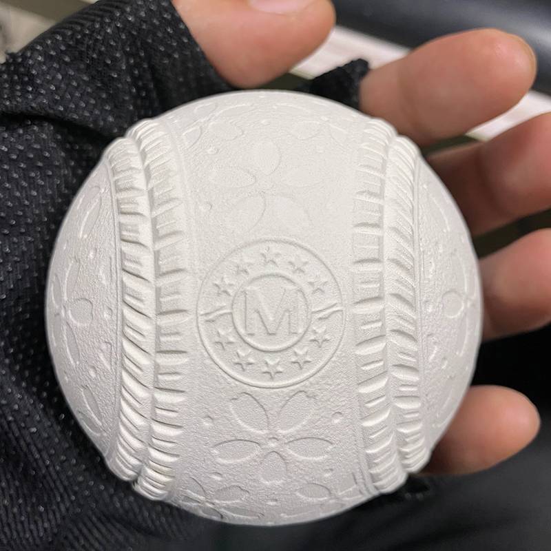 Rubber M ball