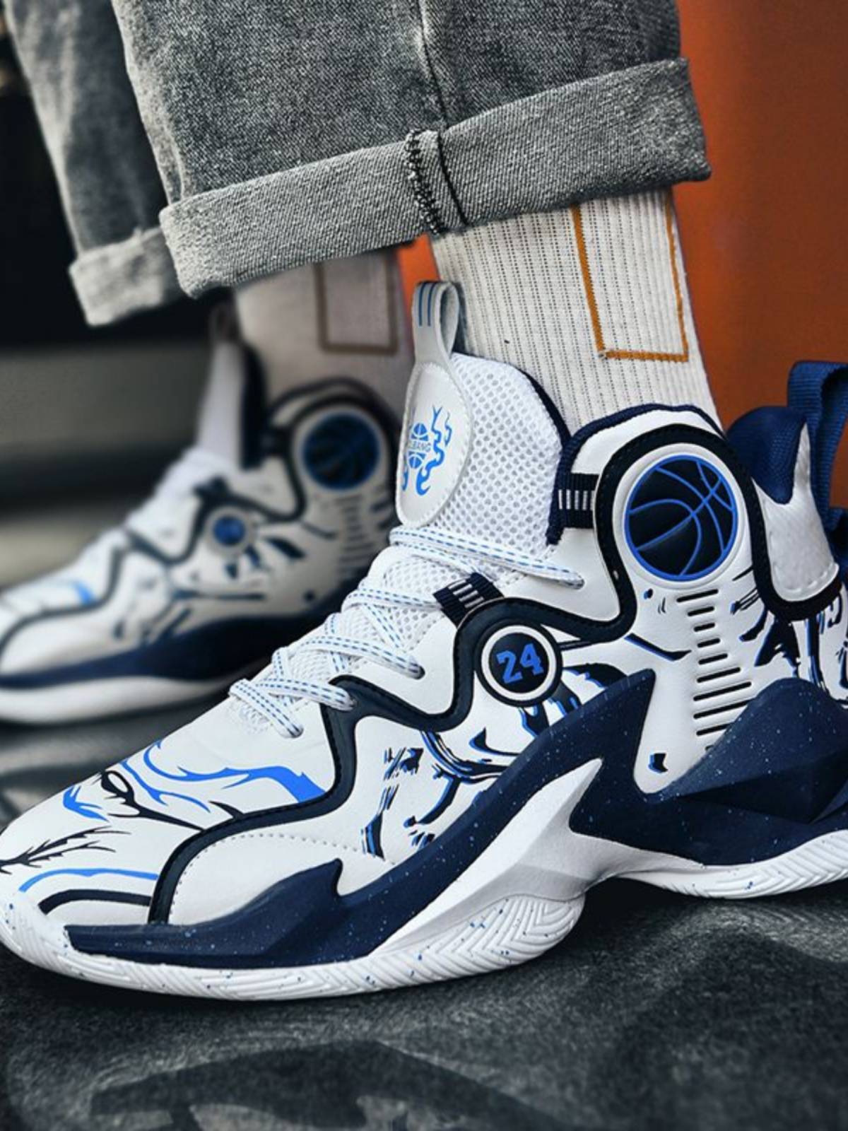 Pyk Kobe Basketball Shoes Men's Sound with sound, shock absorption and breathable children's sports youth shoes Student shoes female