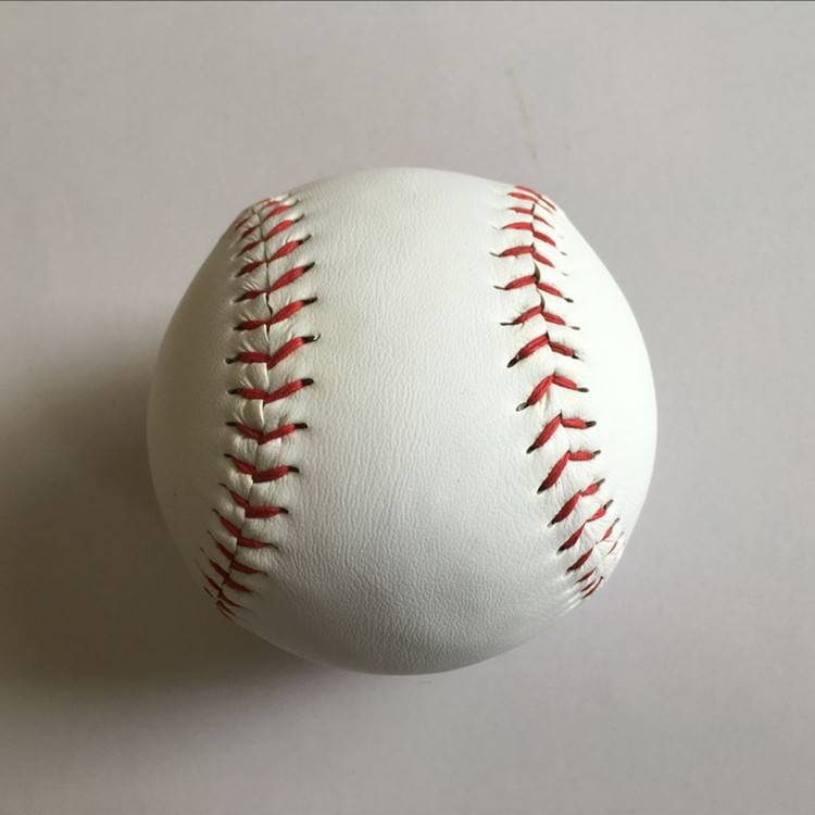 Standard 12 -inch softball PVC Soft Wood Core general exercise for hand -ball handmade stitching ball two colors