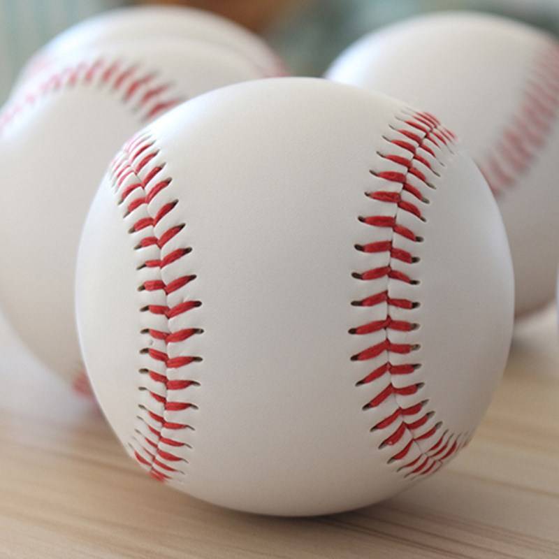 Primary school students dedicated to the 10 -inch throw junior test 9 -inch soft hard -hearted children's competition training baseball