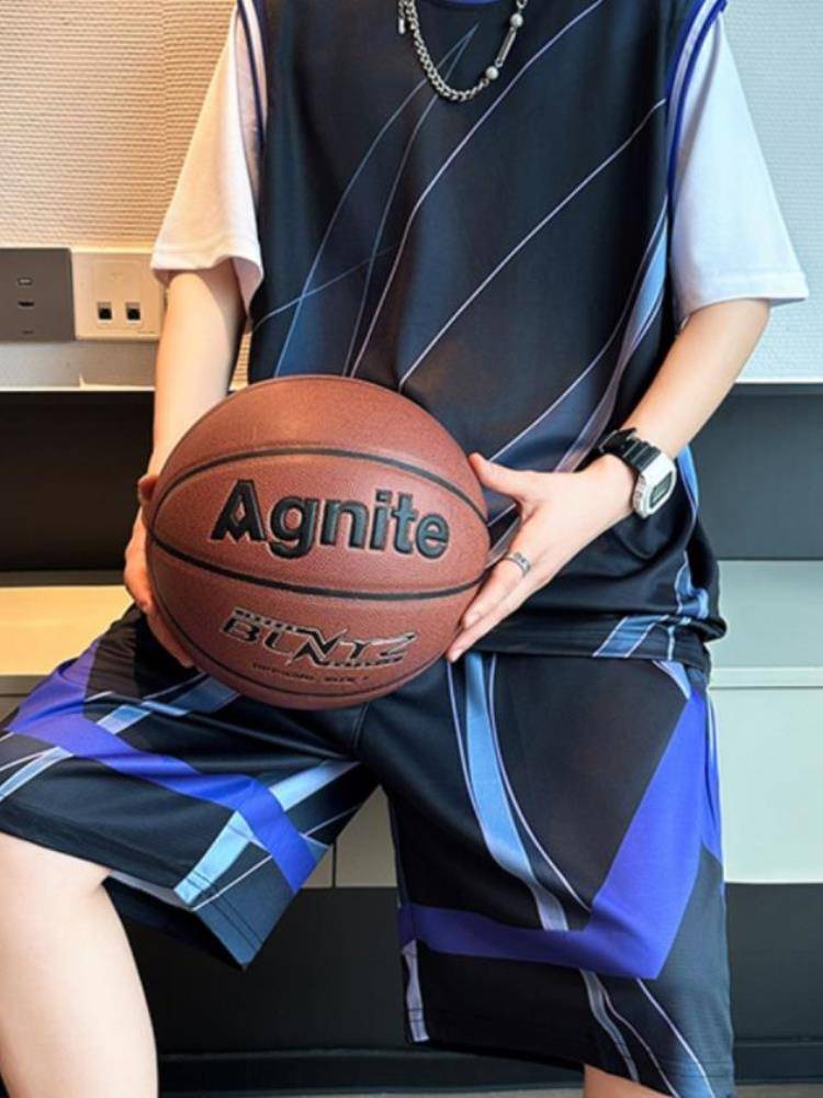 Porkic adaptation of summer ice silk T-shirt boys 12-15 years old junior high school students 13-speed dry basketball uniforms 14 teenagers