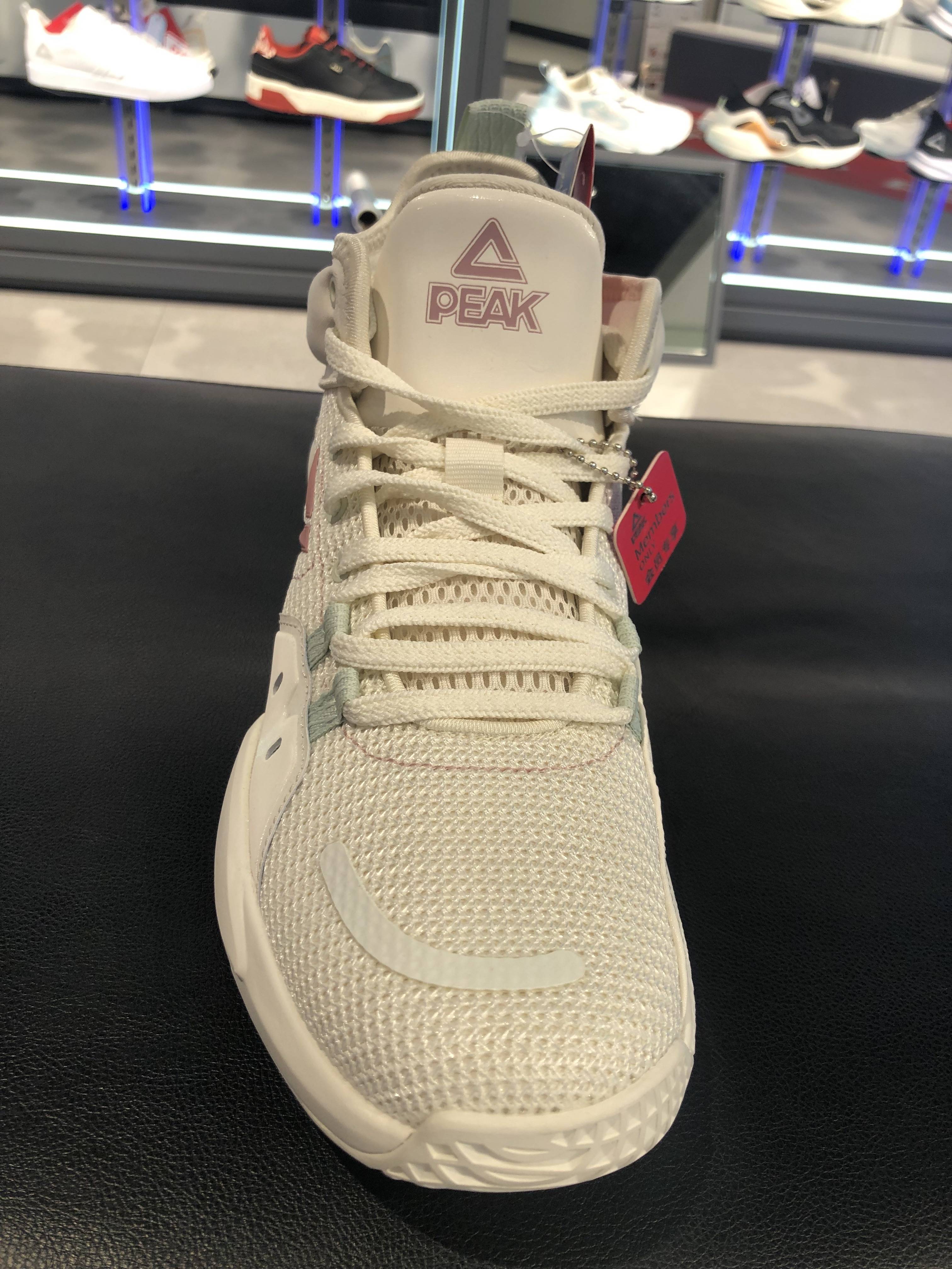 Peak polar basketball shoes male bat 2023 spring new anti -slip, wear -resistant low -top sneakers E231331A