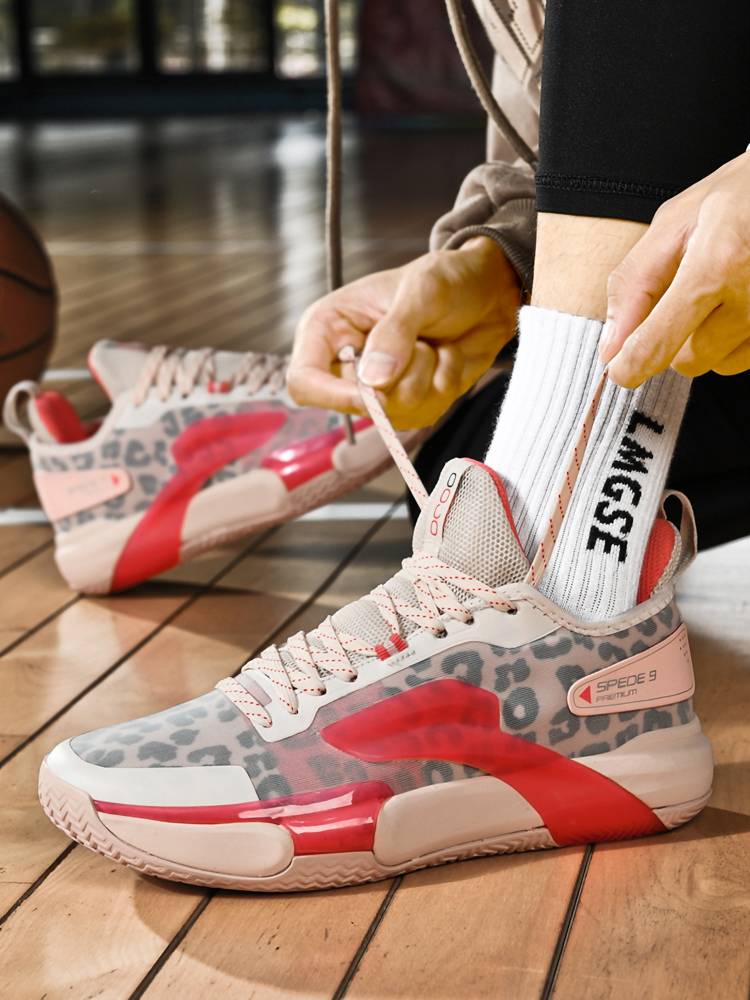 11 v2 pairs of shoes, pink panthers, 8ultra5 sports shoes