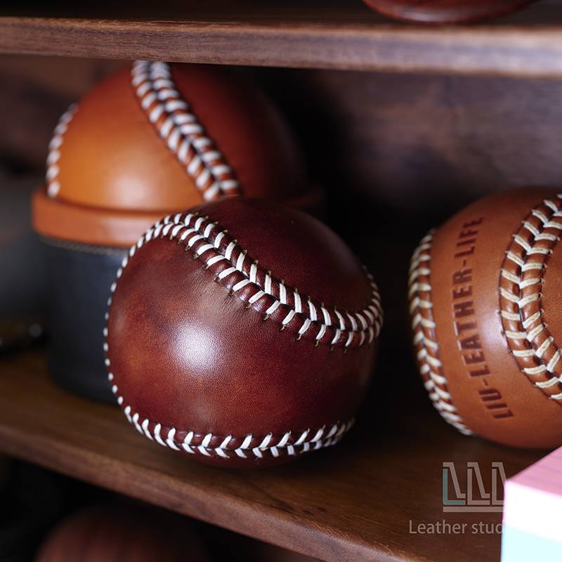 Handmade Baseball Baseball-the Italian ILCEA Museum rubbing the calfskin-produced by classmate Liu Xiaoyang