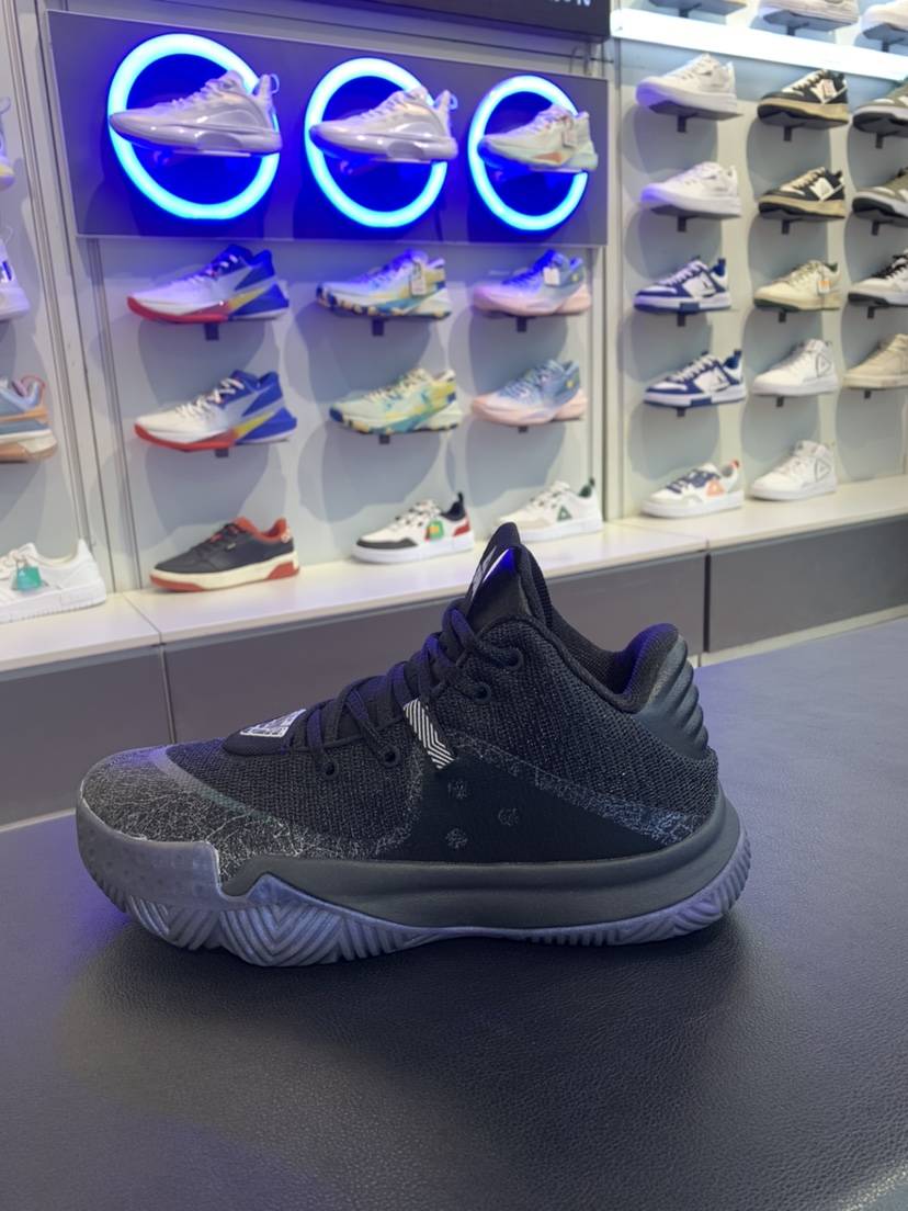 Peak Basketball Shoe Male 2023 Winter Beast Team Edition Corresponding Anti -Slip -resistant Low Outdoor Sports Shoes E234041A