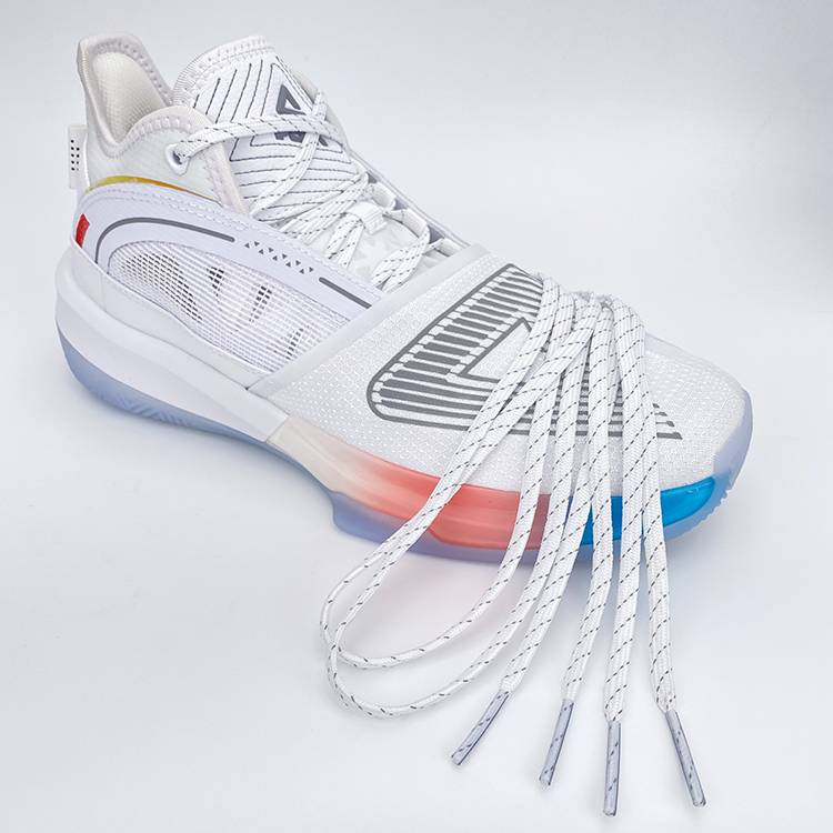 Black-and-black-black-black-black-black-ball shoes, flat-and-reflected shoelaces