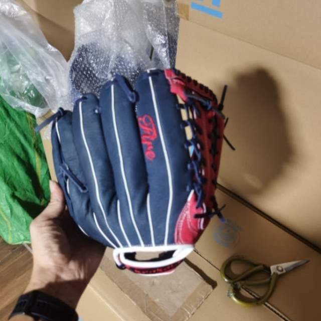 Gloves shock -proof direct supply of elementary school students internal and external school training gloves manufacturers spot strong and imitation cowhide full models