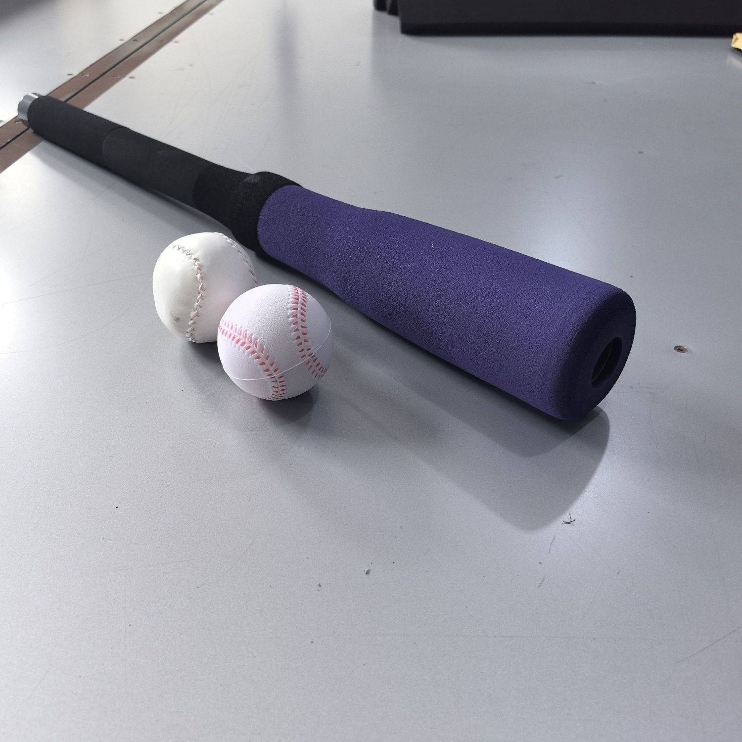 Dark purple 70 cm long baseball stick to get 2 goals