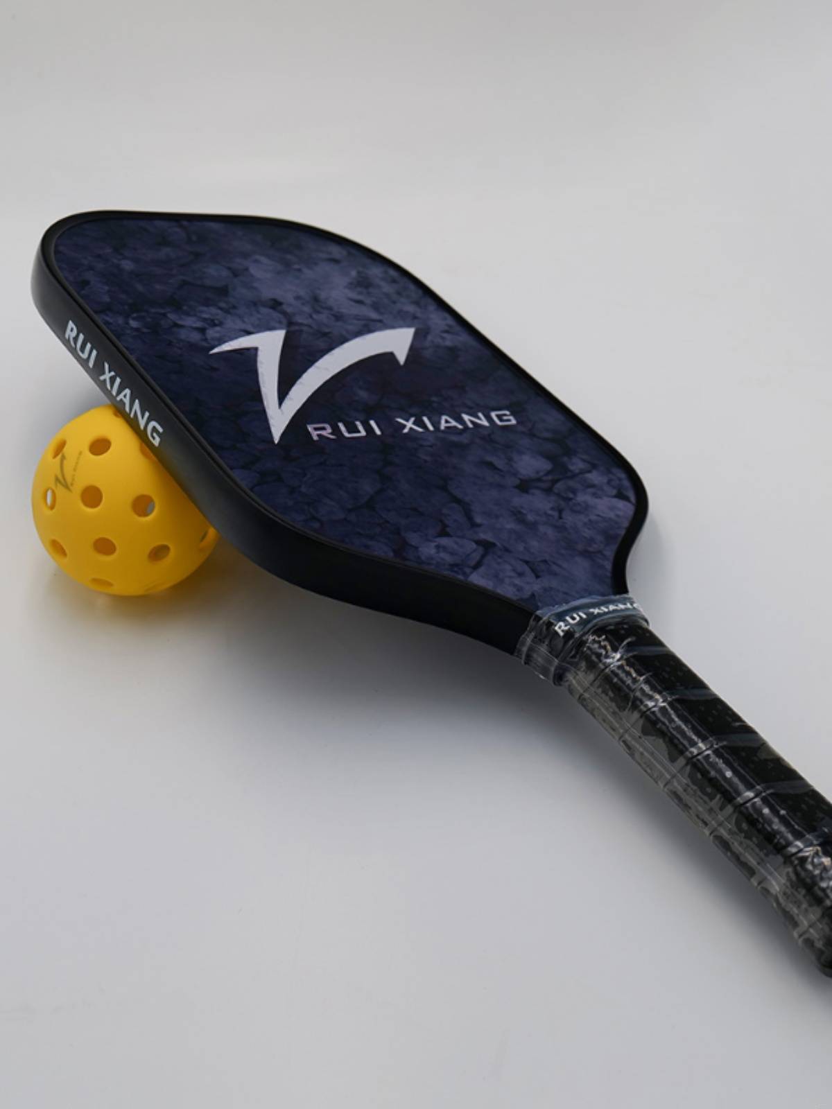 Shang, professional progress, Pic-Pick, carbon-fibre