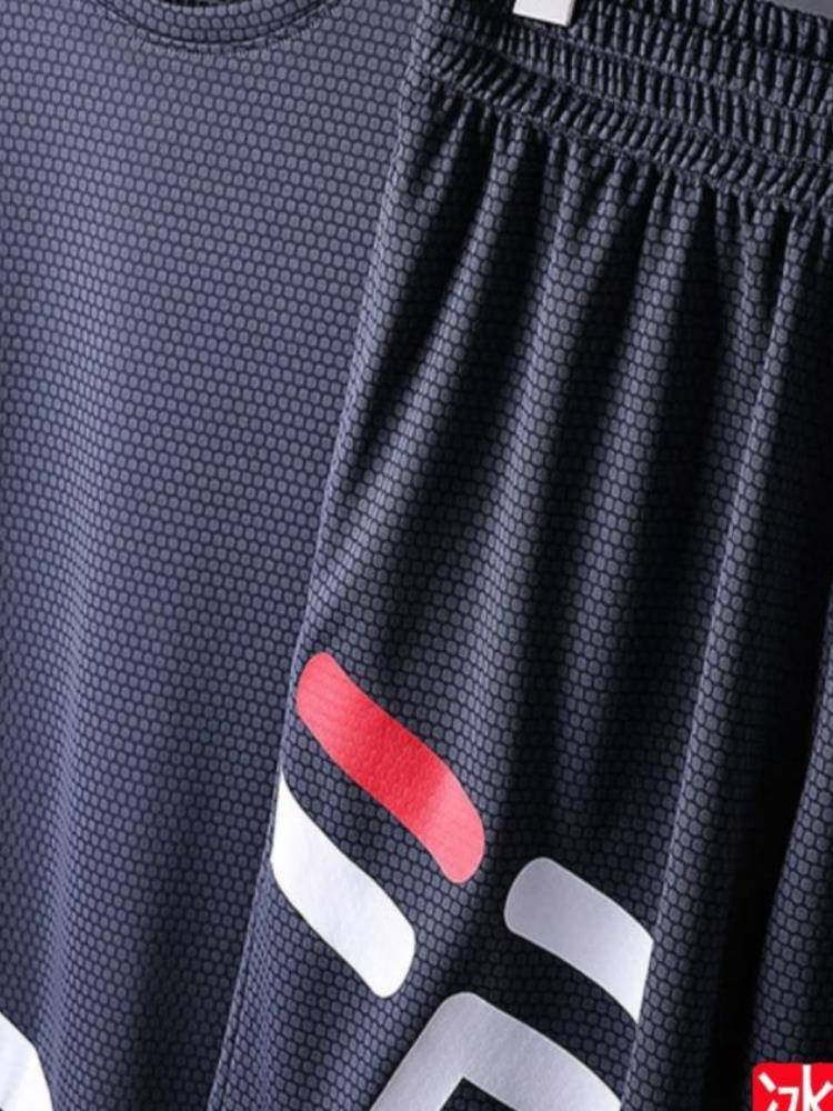 Porkic adaptation of ice silk short -sleeved T -shirt boys junior high school student basketball clothing set young big children summer dress