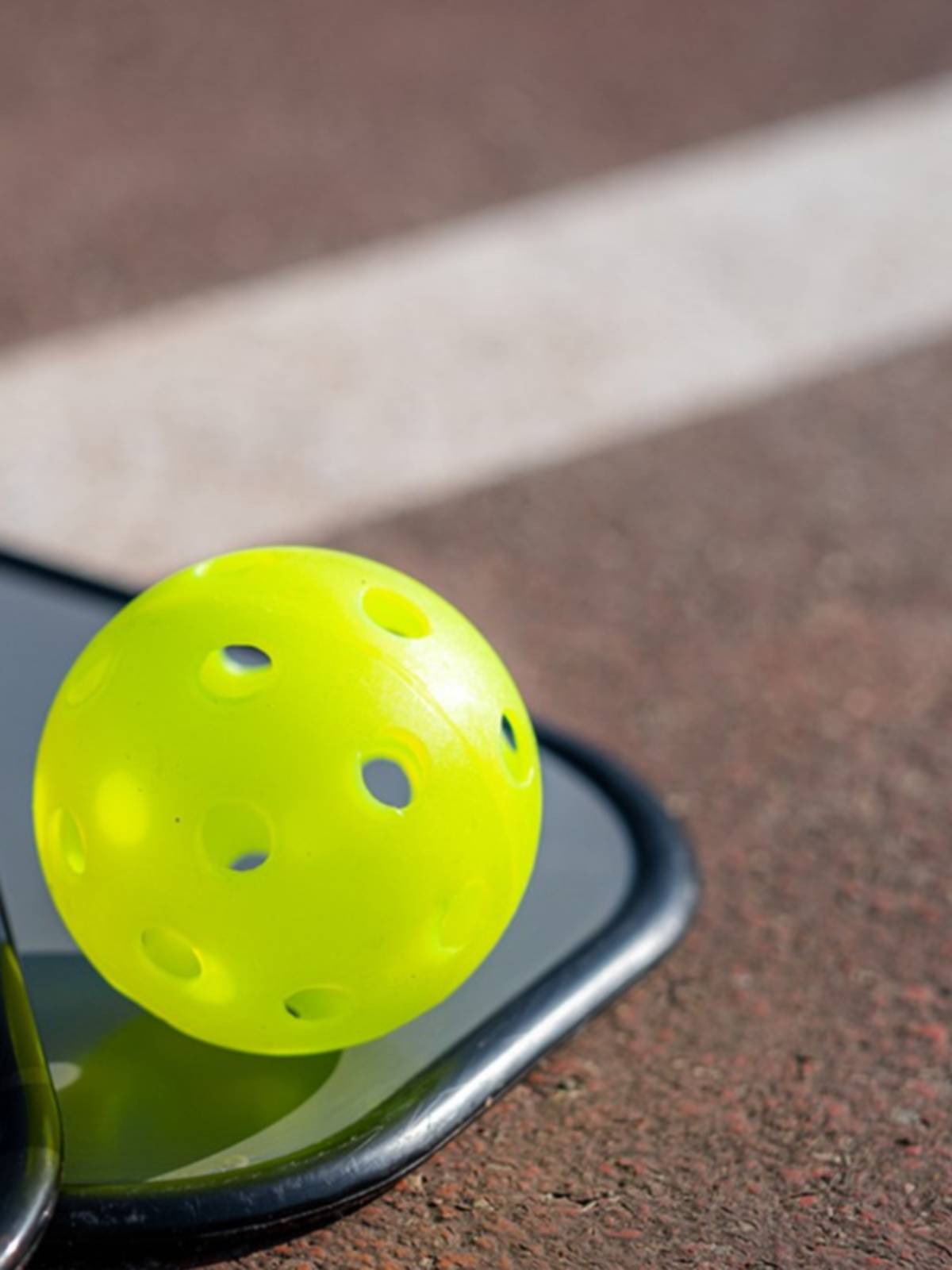 26 -hole indoor USAPA certification standard Pickleball 40 -hole outdoor game special cave ball