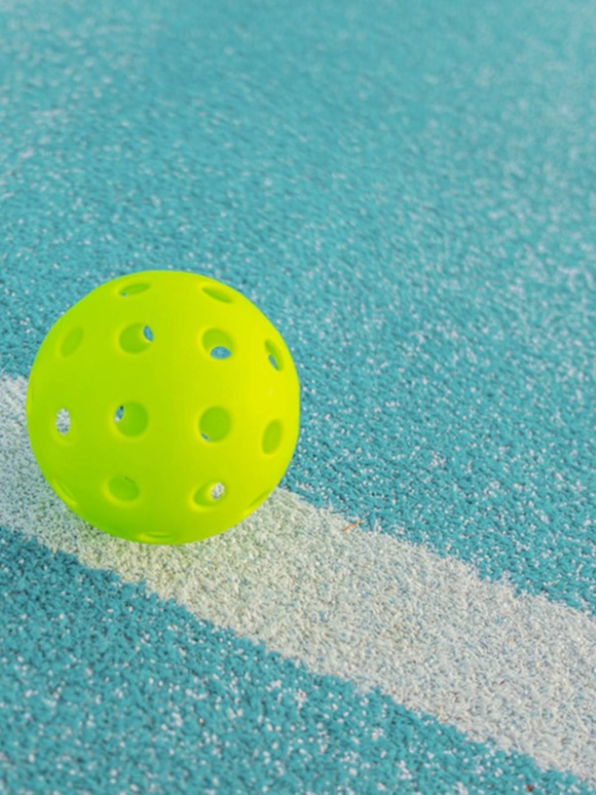 26 -hole indoor USAPA certification standard Pickleball 40 -hole outdoor game special cave ball