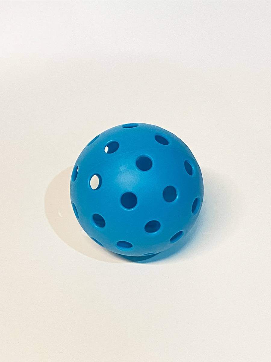 Night -bell ball pickleball indoor and outdoor ball 40 holes, 26 grams, 74mm solar energy storage set