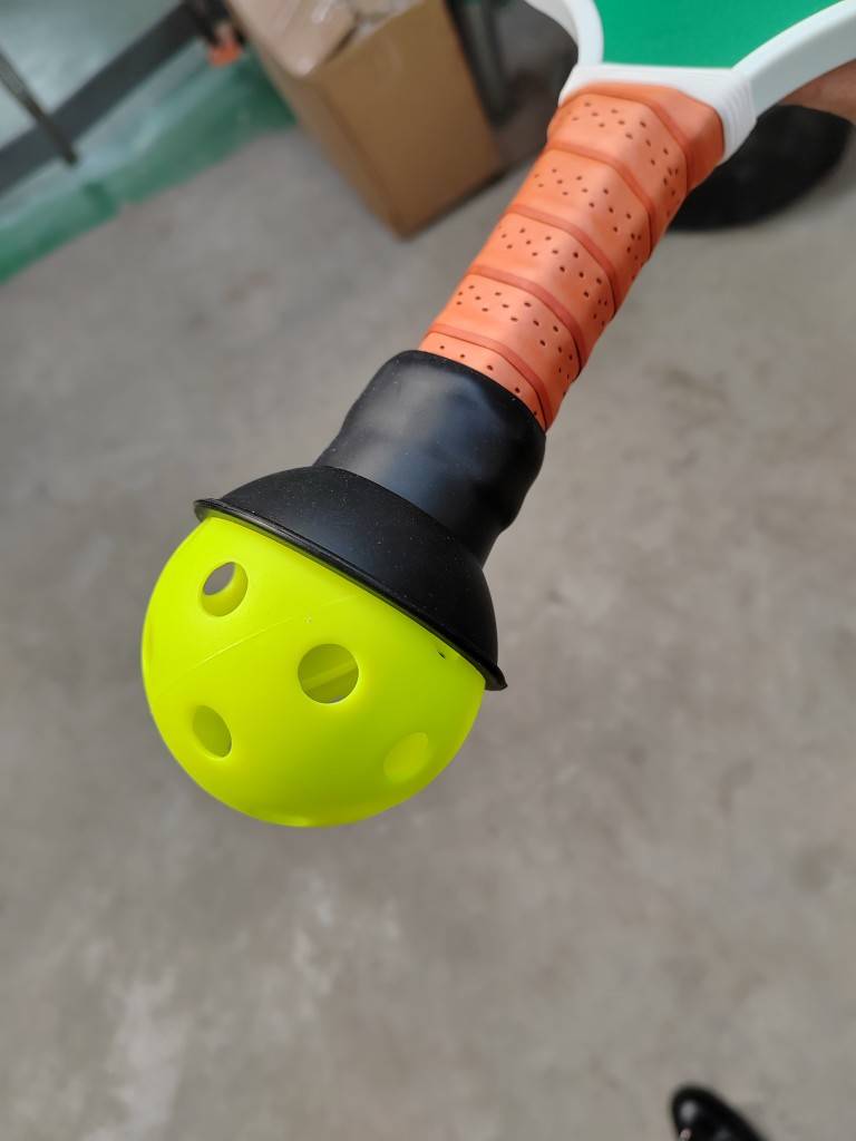 Cave ball pickup ball Picker ball picking machine pp material single shot without 