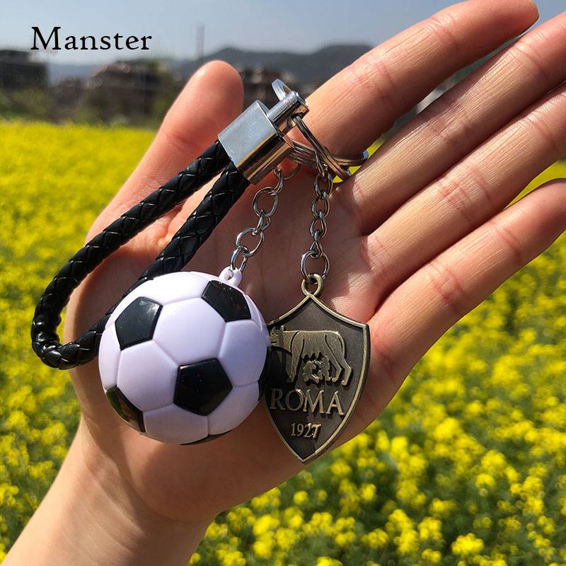 Juventus Real Madrid Key Buckle Chelsea Mimi Manchester United Pendant Messi C Ronaldo Football Scenic Fans Gift
