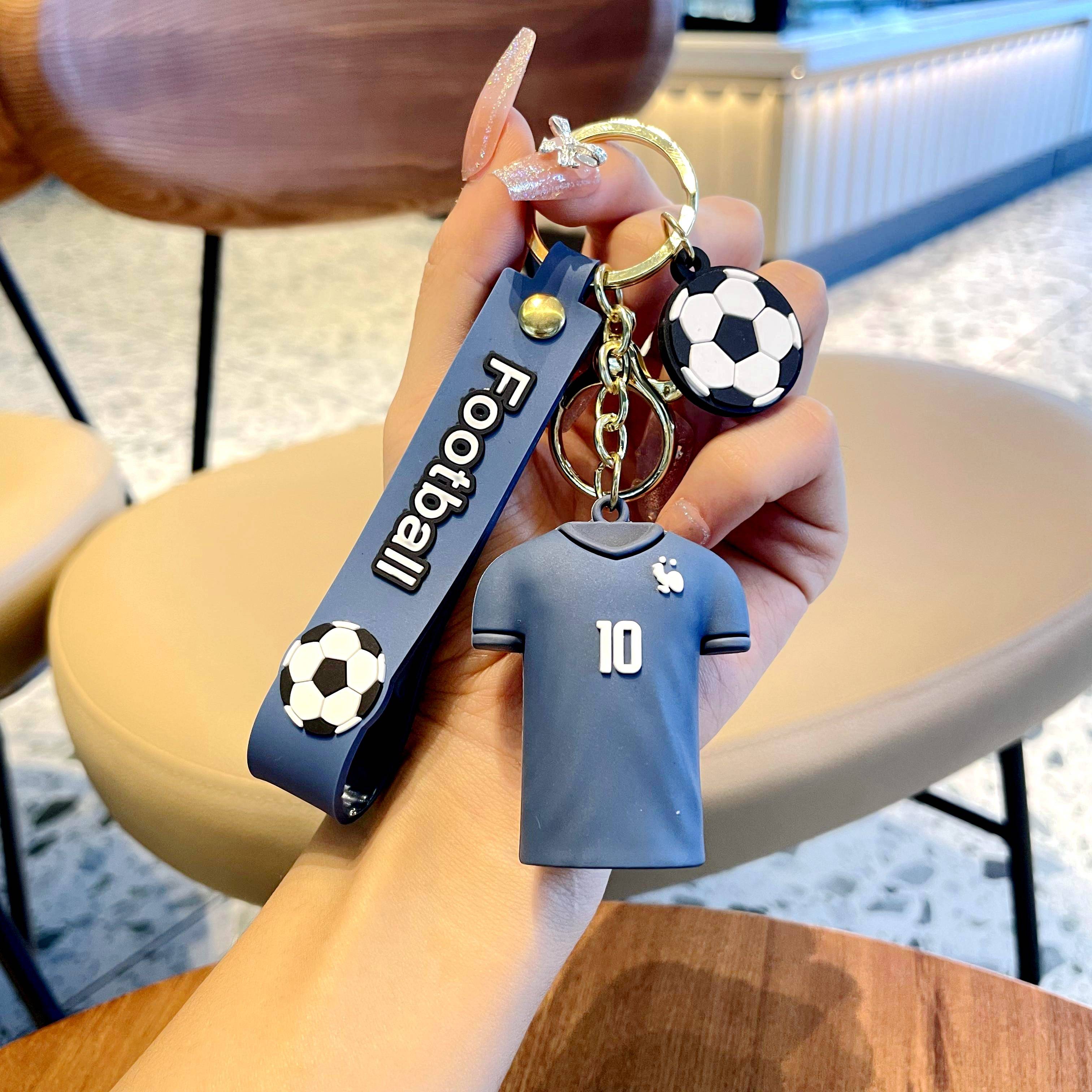 No. 10 Mbapi gray jersey (top)