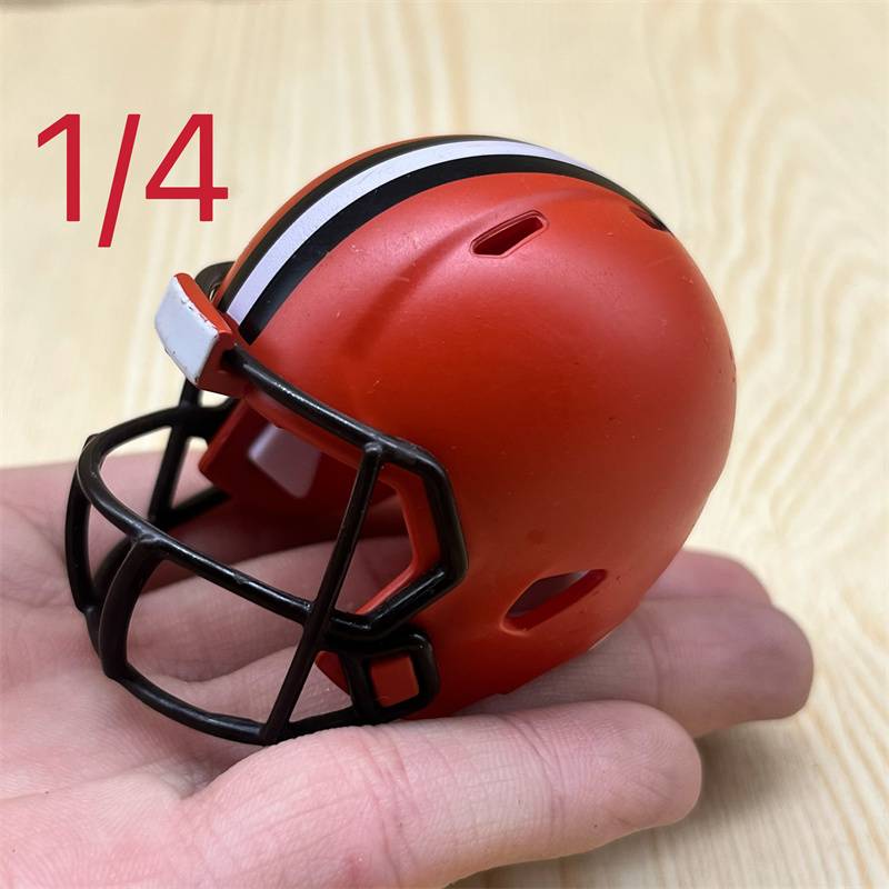 Genuine bulk cargo 1/4 1/6 American rugby helmet Riddell collection NFL team small helmet toy