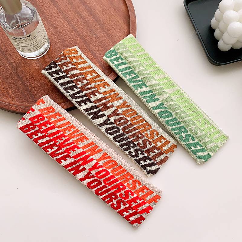 56#red+coffee color+green