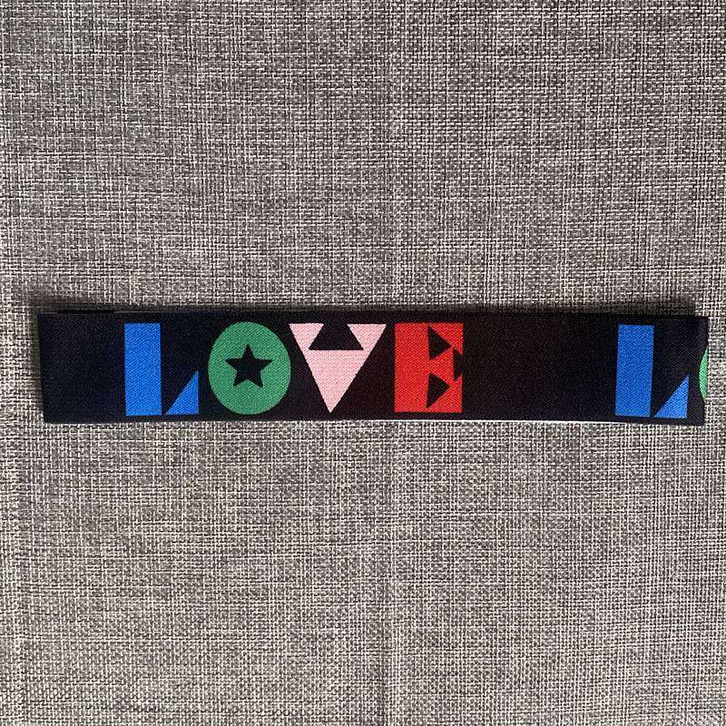 LOVE Pink V Hair Band