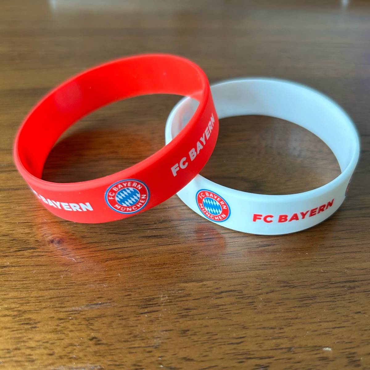 Bayern hand ring red 1+white 1