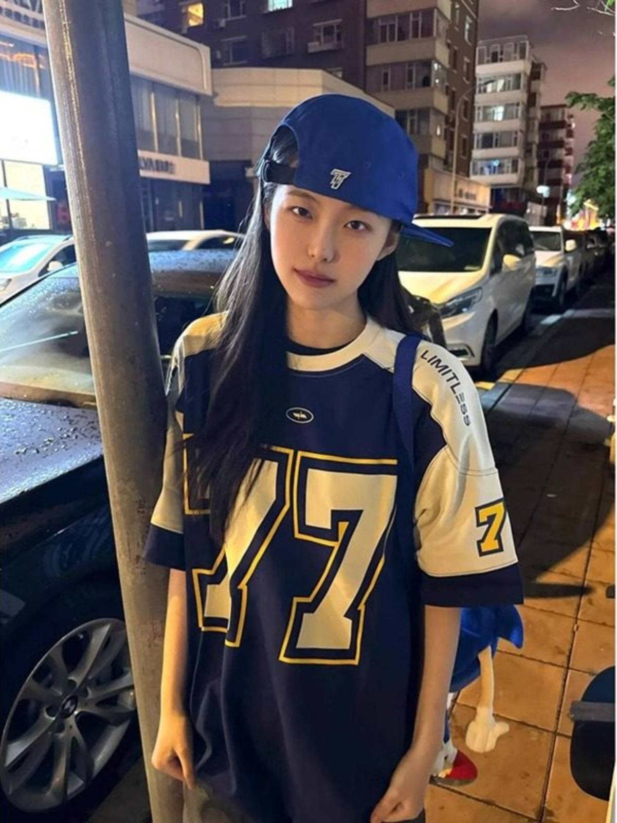 Contrasting color stitching 77 ice hockey T -shirt male summer tide brand American retro rugby uniform short -sleeved hip hip hip hip hip hip -hop half -sleeved