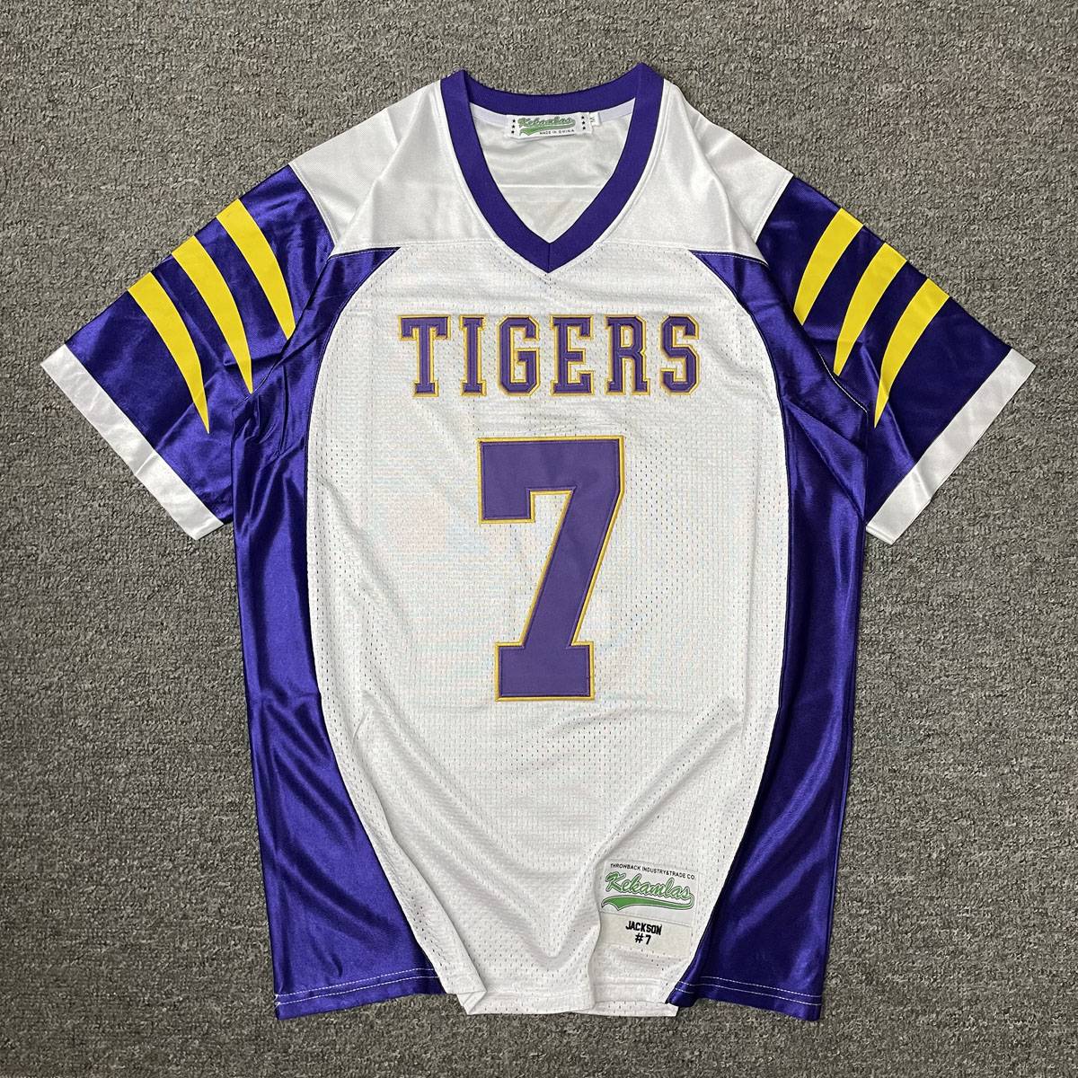 American hip -hop style large -size mid -length football clothing net personality silk sliding sports speed dry hiphopt Hiphopt shirt