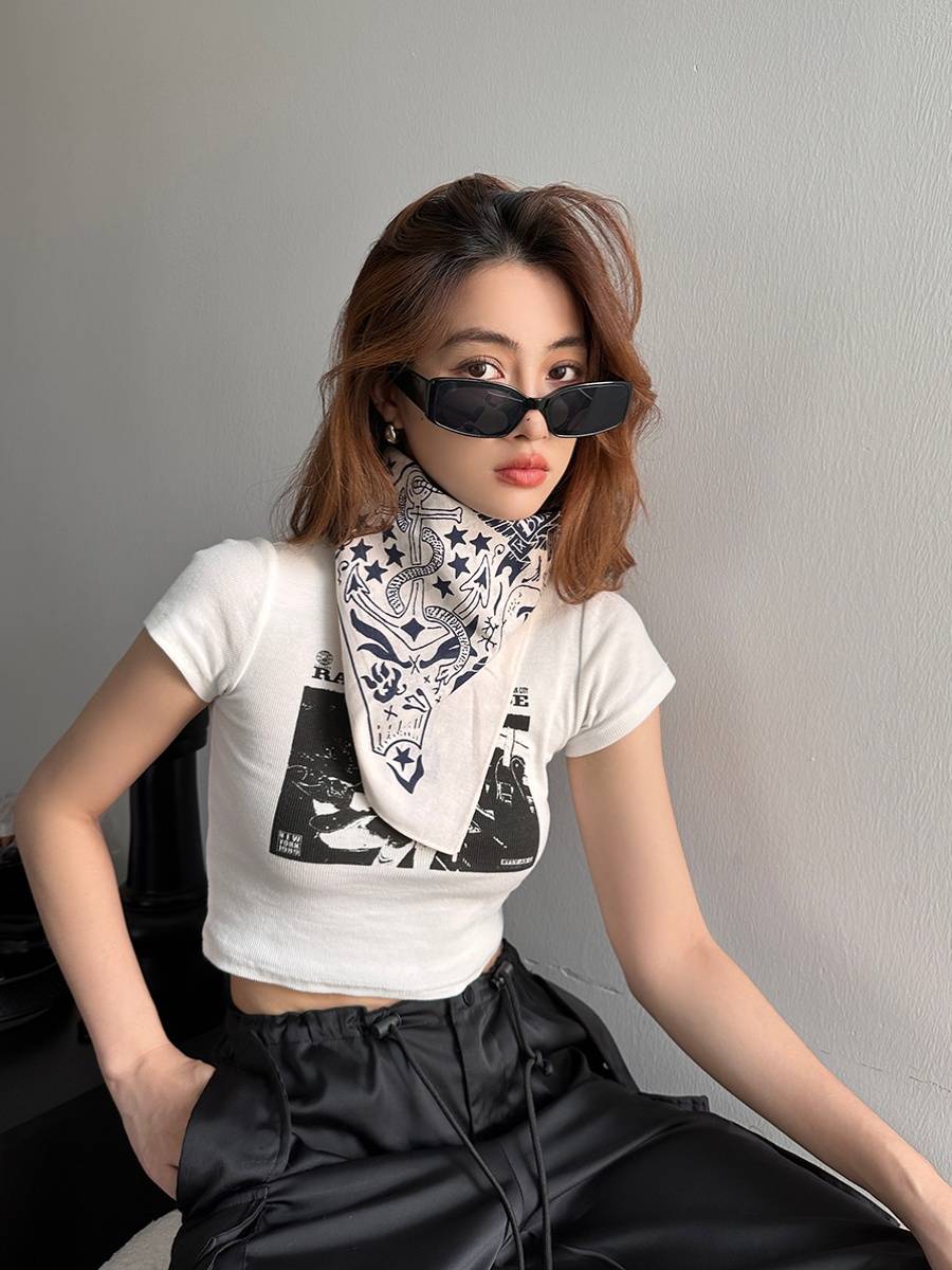 Dahang Haiku Fang Tisters Amea Kato Head Scarf Scarf Handbar Street Female Tide Street Dance Basketball Basket Towel Scarf