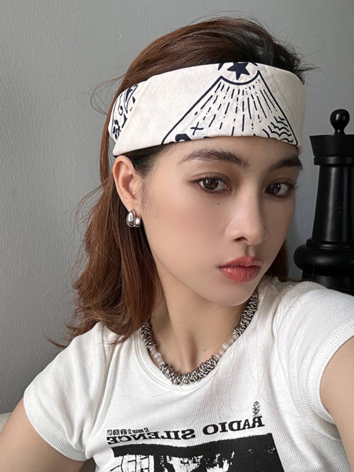 Dahang Haiku Fang Tisters Amea Kato Head Scarf Scarf Handbar Street Female Tide Street Dance Basketball Basket Towel Scarf