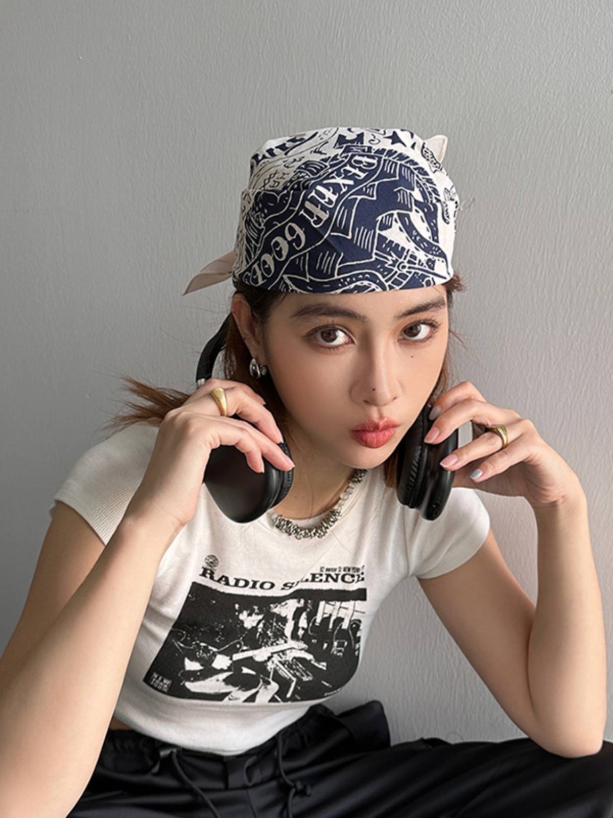 Dahang Haiku Fang Tisters Amea Kato Head Scarf Scarf Handbar Street Female Tide Street Dance Basketball Basket Towel Scarf