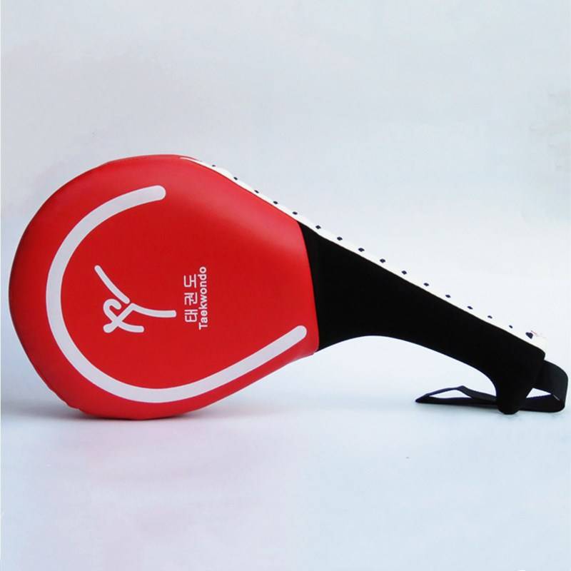The scrub handle is red [single]