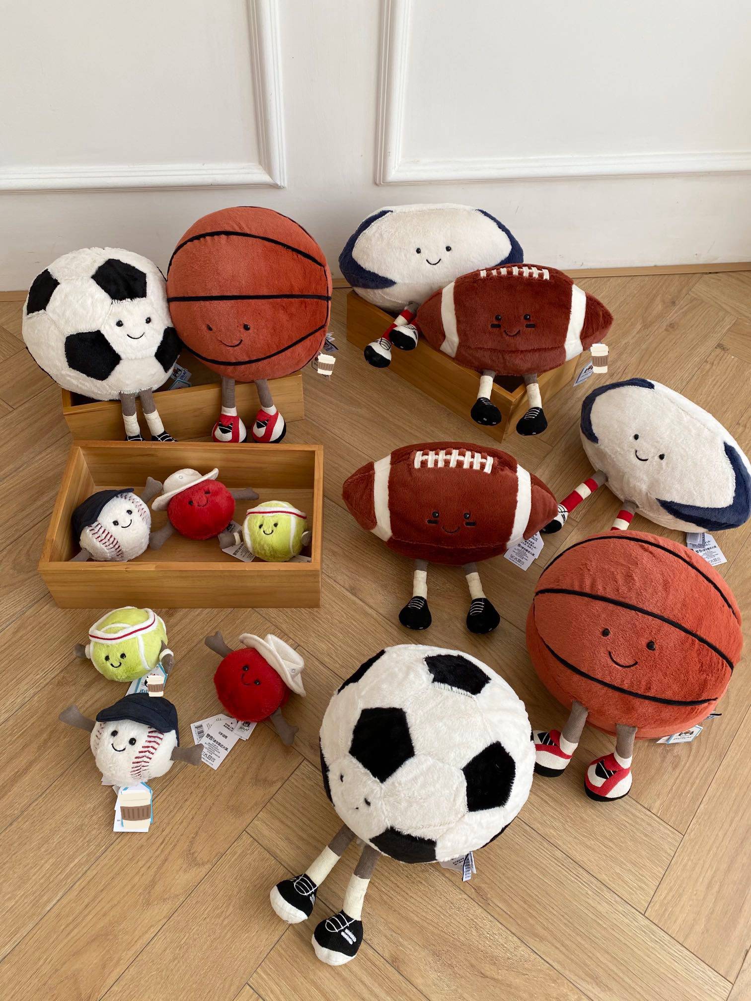 Ball Collection ~ Exit Yuan single jelly fun rugby & American football & cricket cute companion gift giving gifts