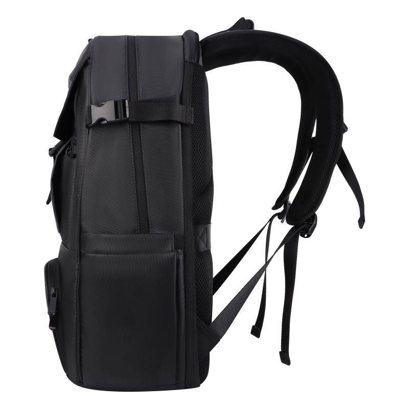 NFL FLAG official black warrior multi -function expansion large capacity large -capacity pairs bag sports backpack