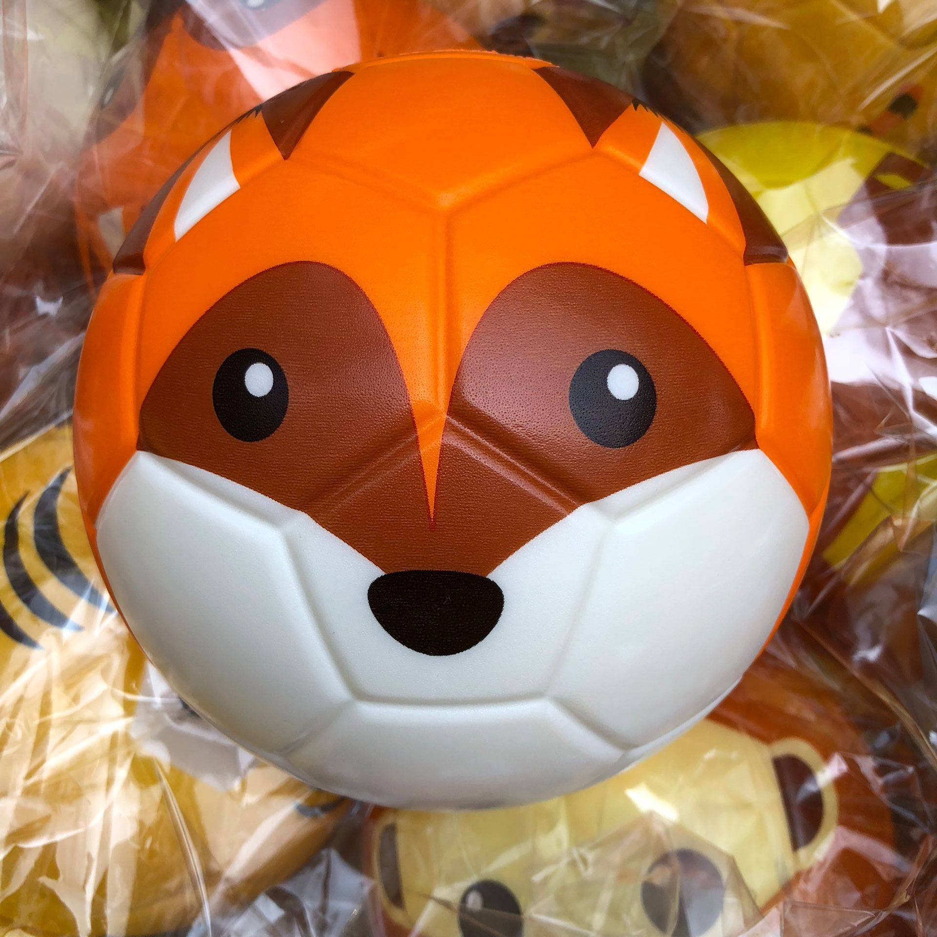 15 cm football fox