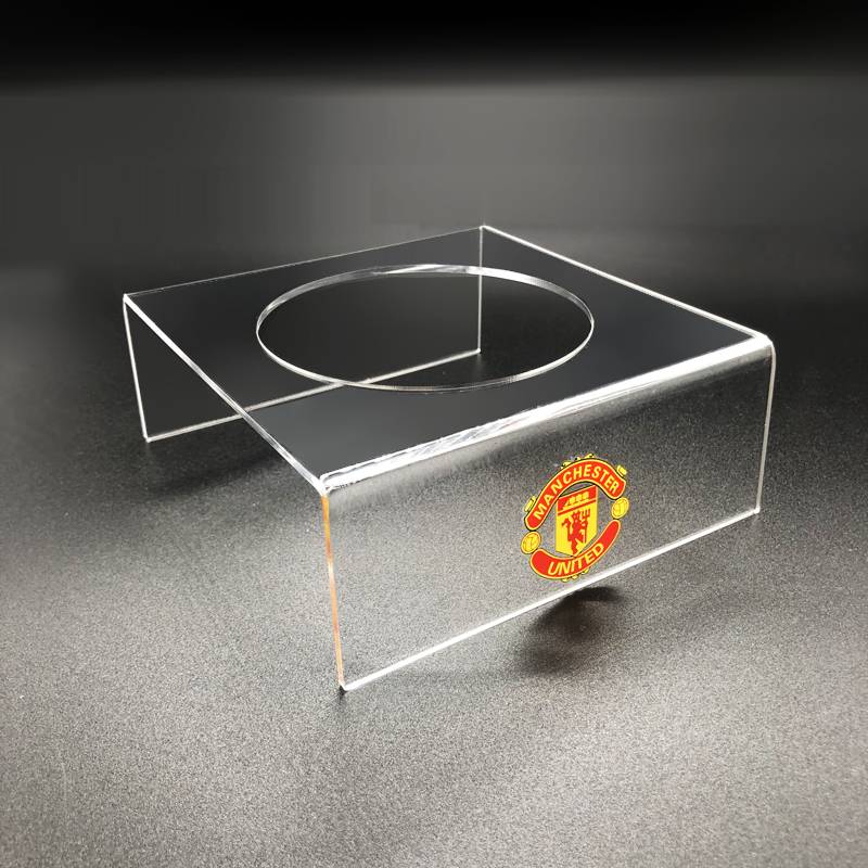 U -shaped Manchester United