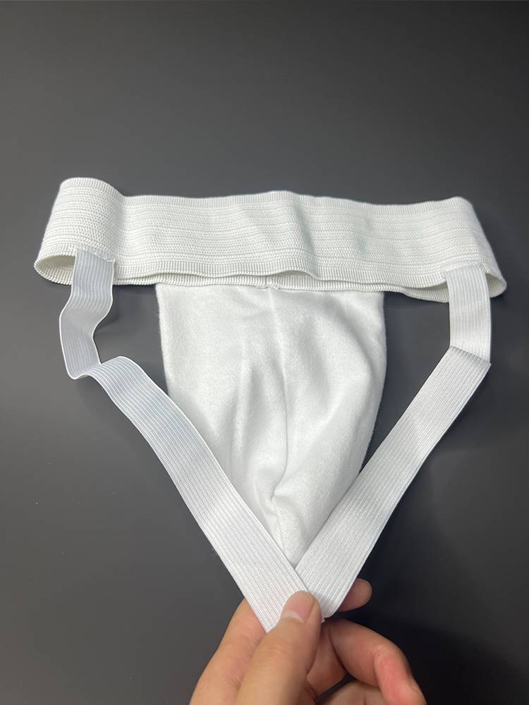 Extremely will scatter the crotch pants, football hockey ball, protect the karate taekwondo guard boxing fighting fighter protective gear