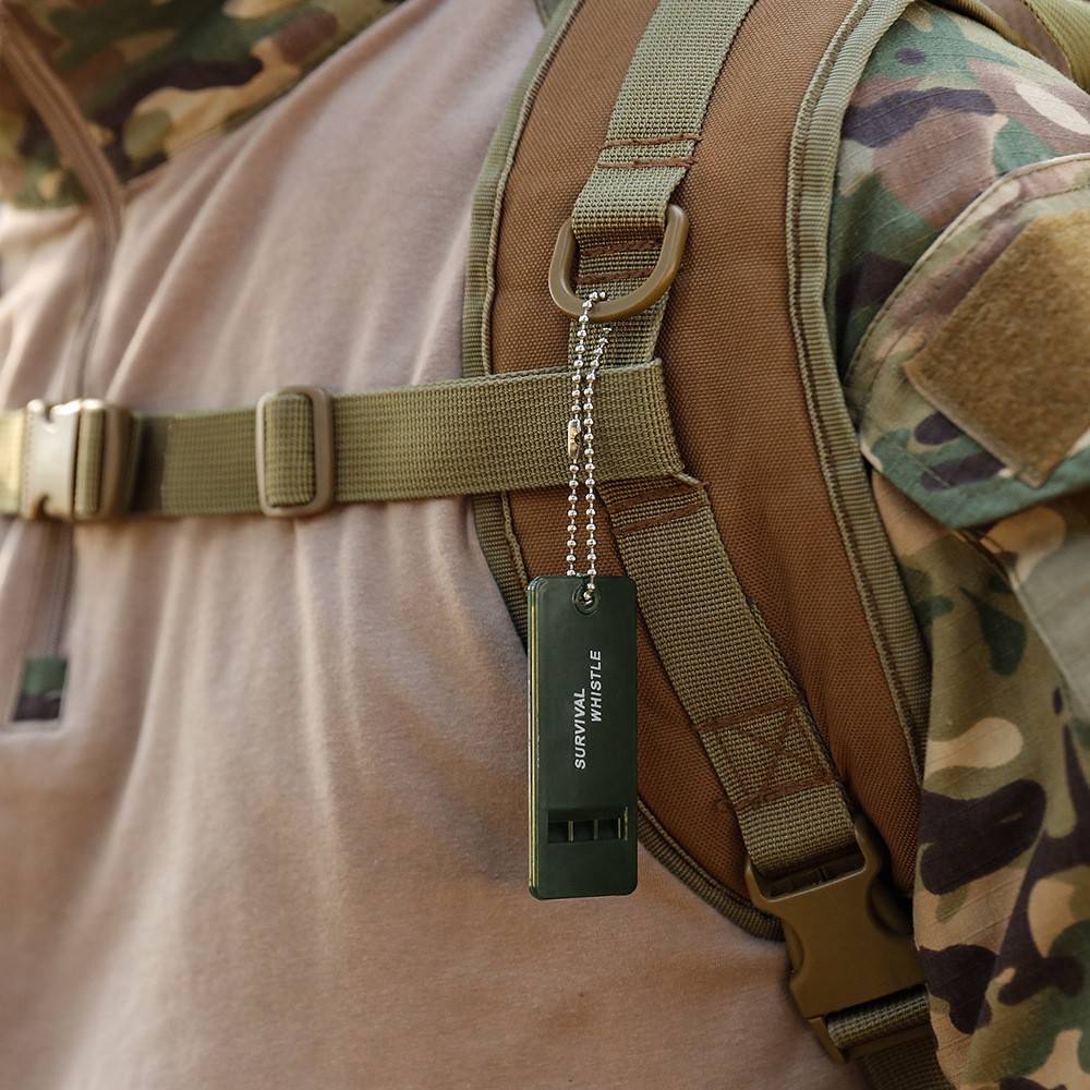 Three -band outdoor Seeking Human Emergency Specs High -frequency emergency whistle hiking treble high -tech trebled earthquake disaster relief whistle