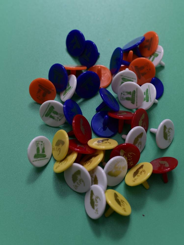 golf Mark bid MARK marker red, yellow, blue, orange black multi -color marked balls, stadium supplies